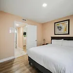 Spacious Henderson Hidden Gem!