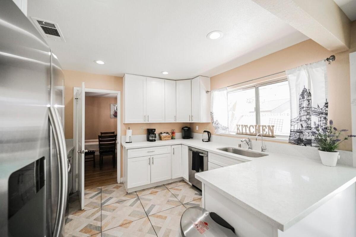 Apartment Spacious Henderson Hidden Gem! Las Vegas