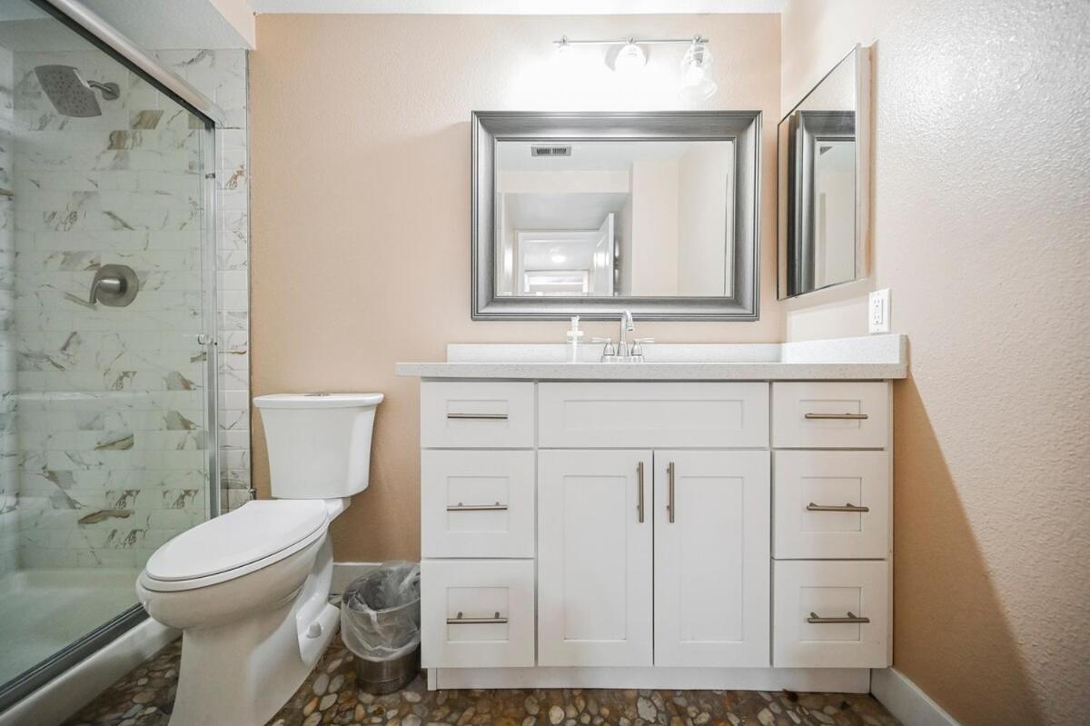 Spacious Henderson Hidden Gem! Apartment Las Vegas