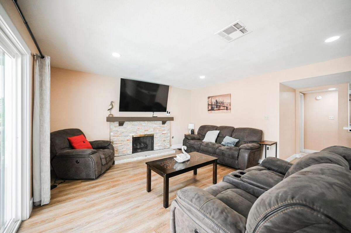 Spacious Henderson Hidden Gem! Apartment Las Vegas