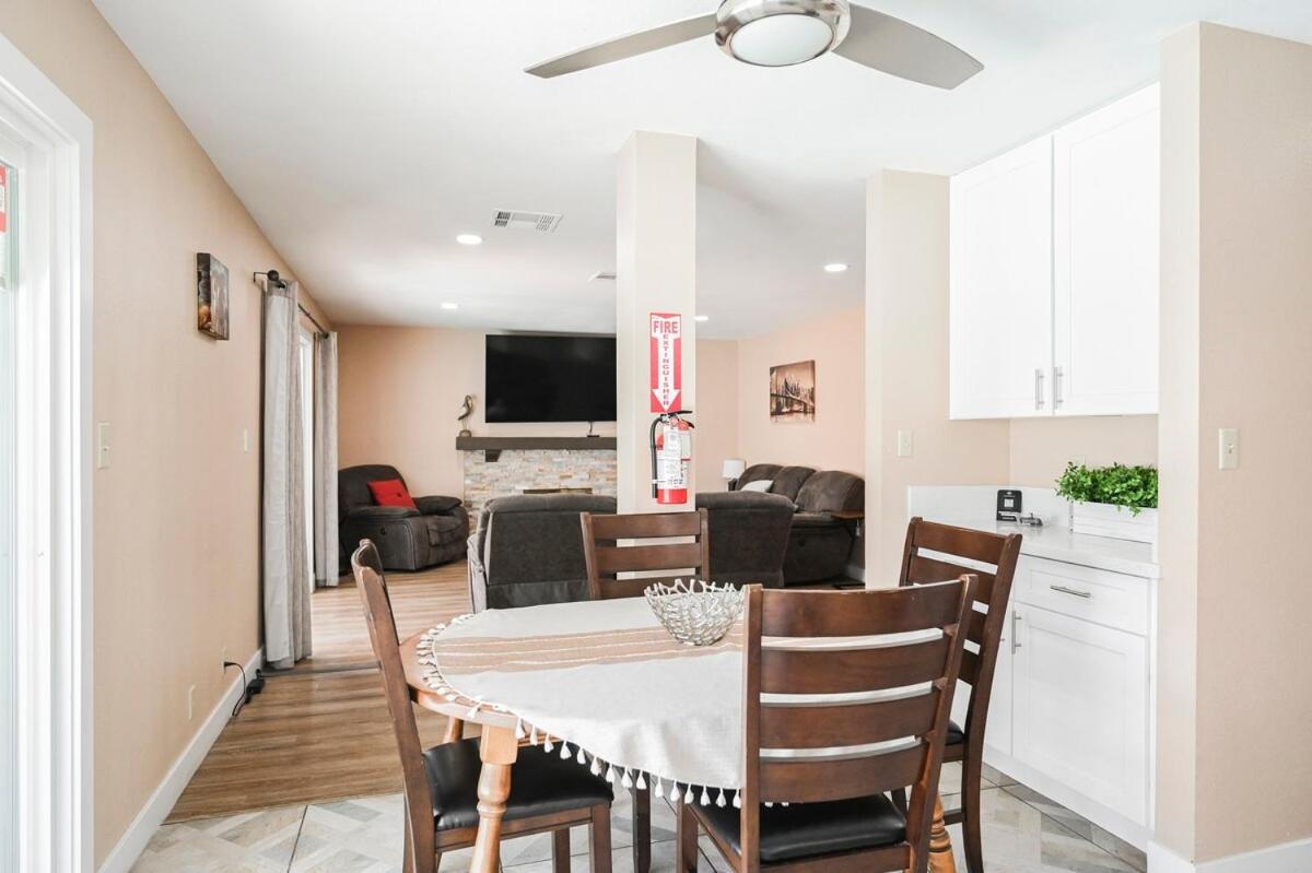 Spacious Henderson Hidden Gem! Apartment Las Vegas