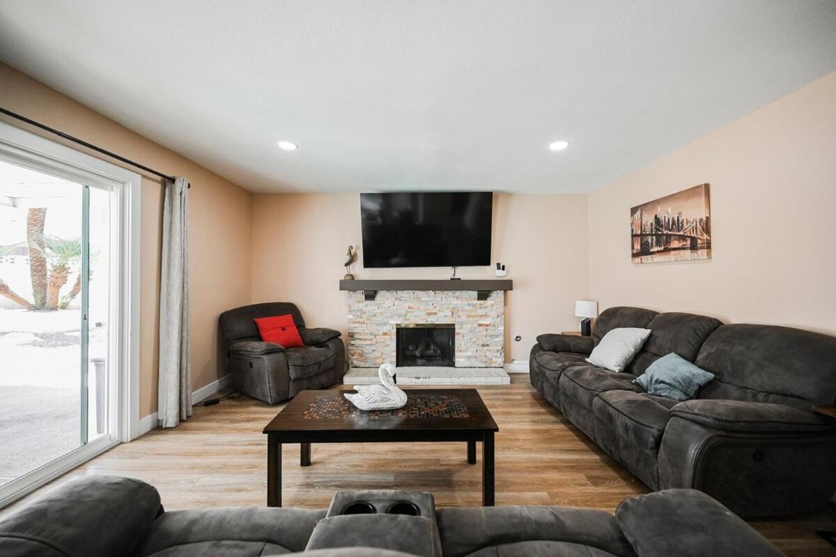 Apartment Spacious Henderson Hidden Gem! Las Vegas